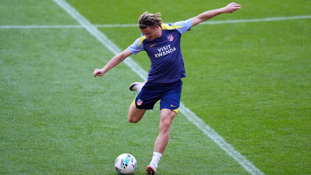  Conor Gallagher durante un entrenamiento del Atlético de Madrid (Fuente: Europa Press)
