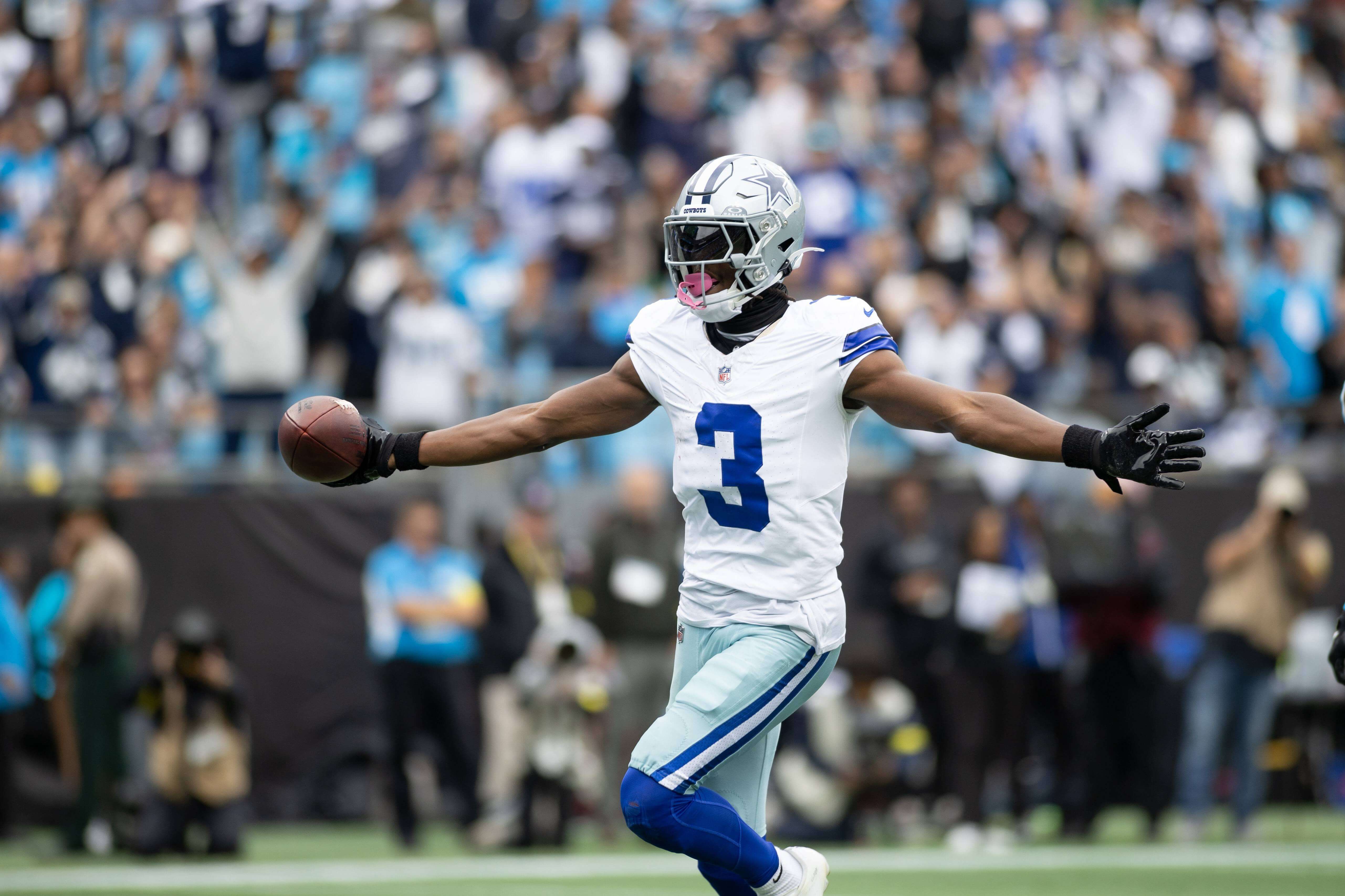  George Pickens en un partido de los Dallas Cowboys