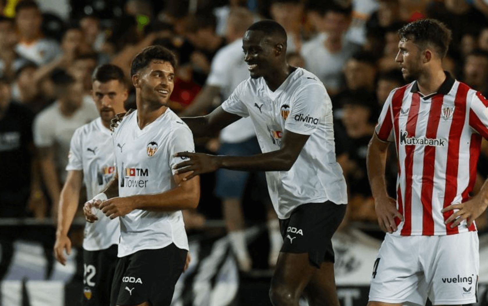  Carlos Corberán habló de los delanteros