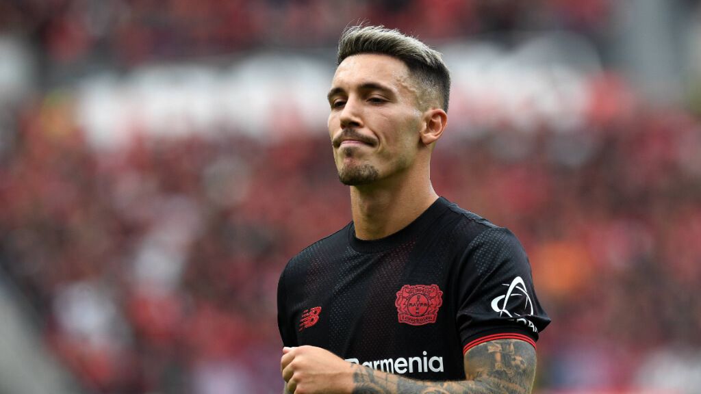 Álex Grimaldo durante un partido con el Bayer Leverkusen (Fuente: Cordon Press)