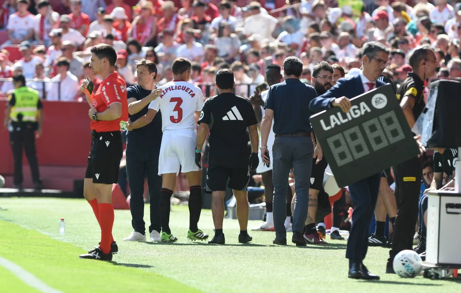 Matías Almeyda, animando a César Azpilicueta.