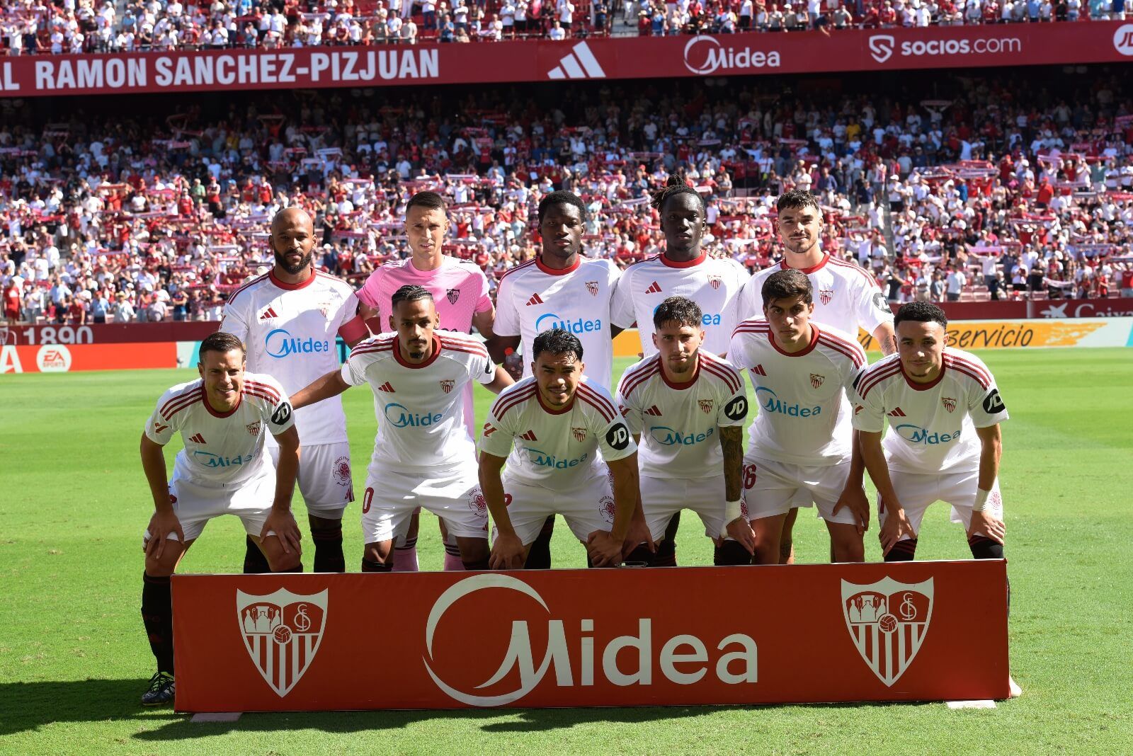 El once del Sevilla ante el Mallorca (Foto: Kiko Hurtado).