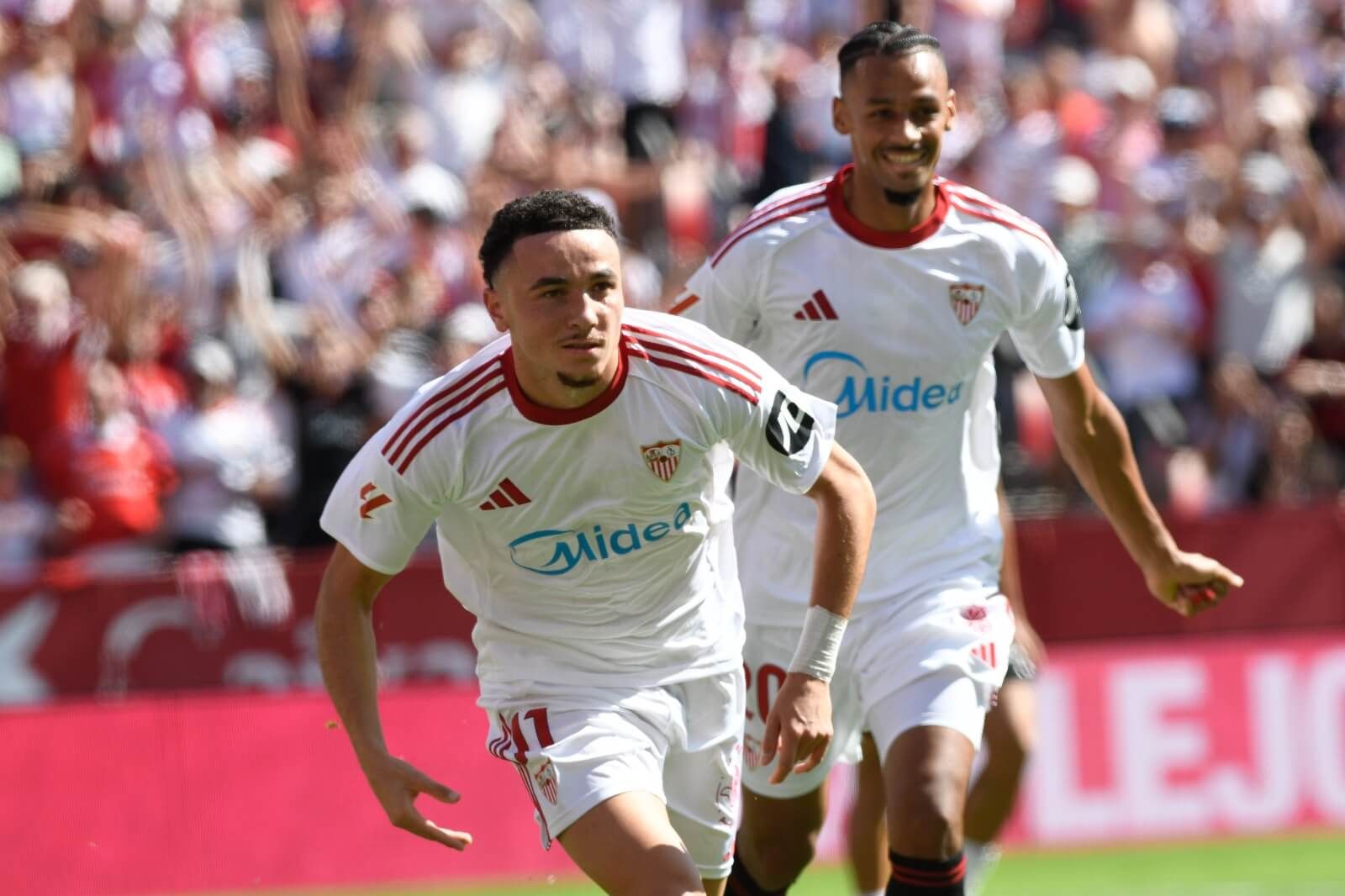  Celebración del gol de Rubén Vargas.