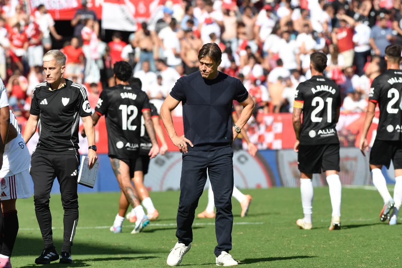  Matías Almeyda, lamentando un gol del Mallorca.