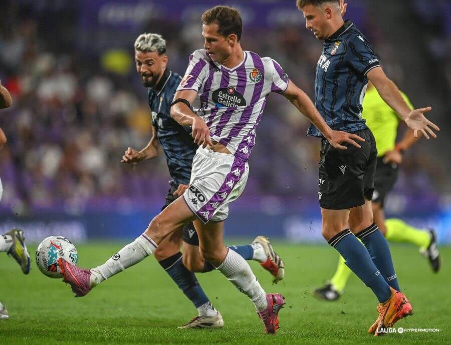 Juanmi Latasa, ante el Ceuta.