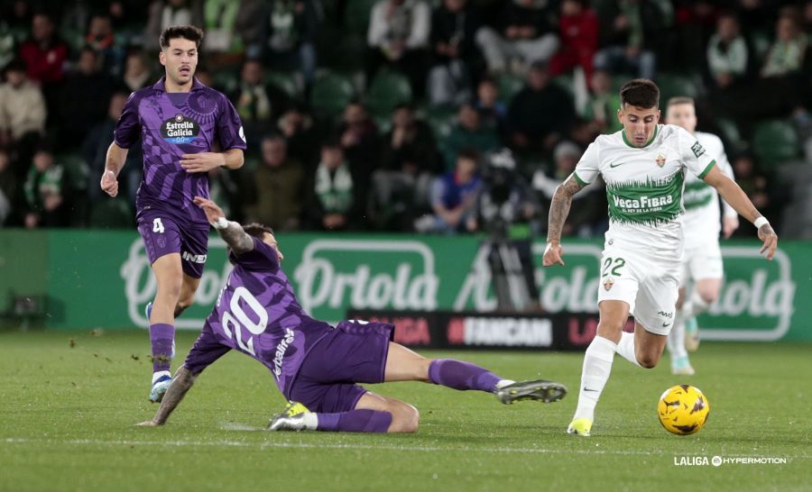 Juric, ante el Elche.