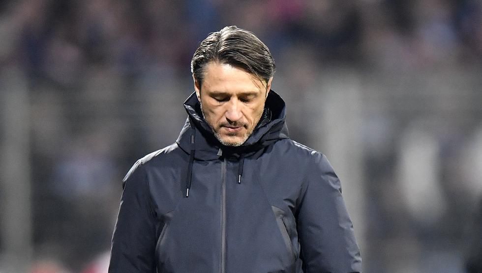  Niko Kovac, técnico del Borussia de Dortmund, durante un encuentro contra el Bayern de Munich.