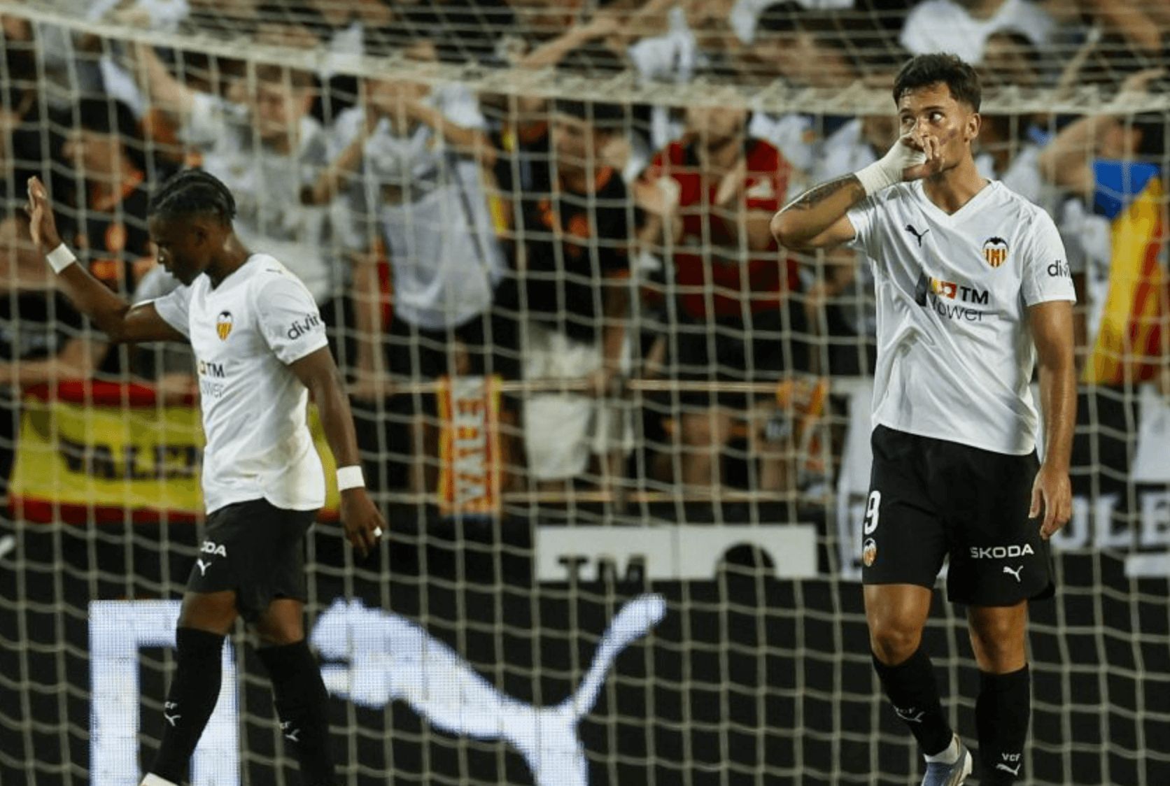 Largie Ramazani ante el Athletic