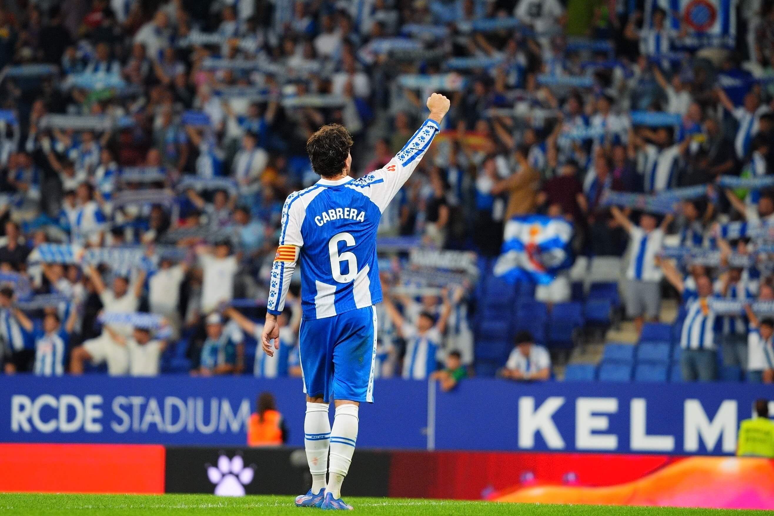 Leandro Cabrera celebra durante el Espanyol-Mallorca.
