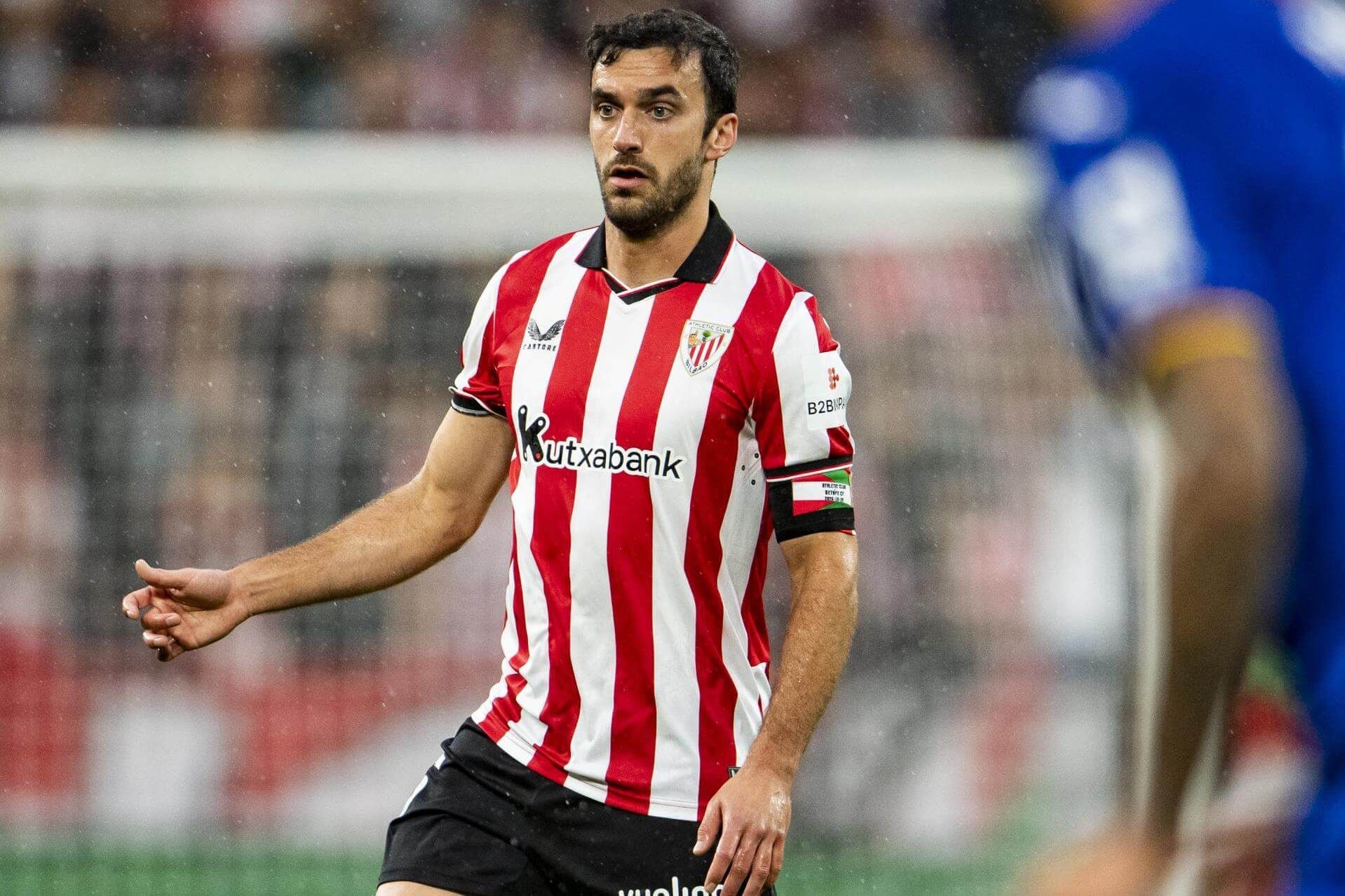  Iñigo Lekue se lesionó y fue expulsado en el partido ante el Getafe CF en San Mamés.