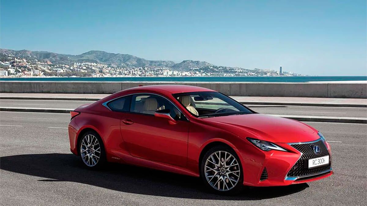  Lexus RC 300h