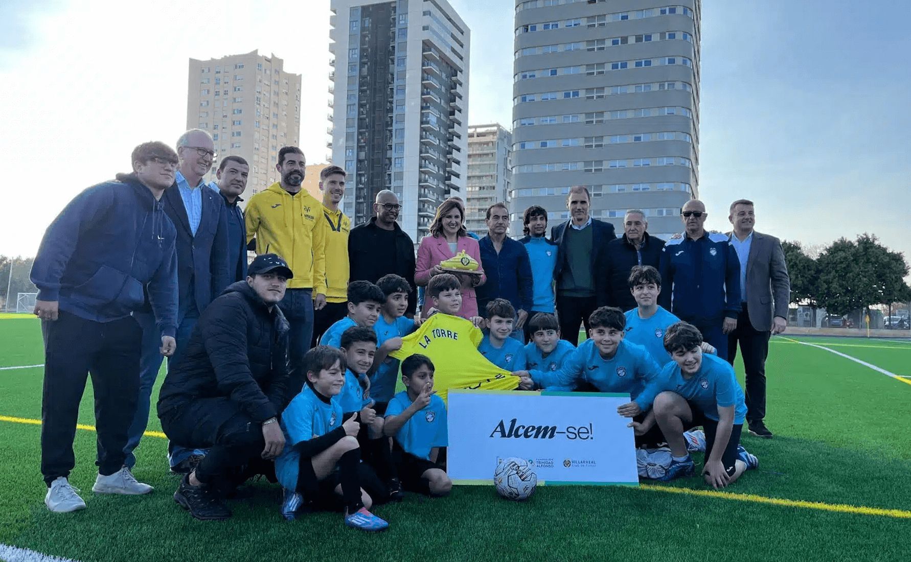  Los que ayudaron a sacar a Valencia de la DANA