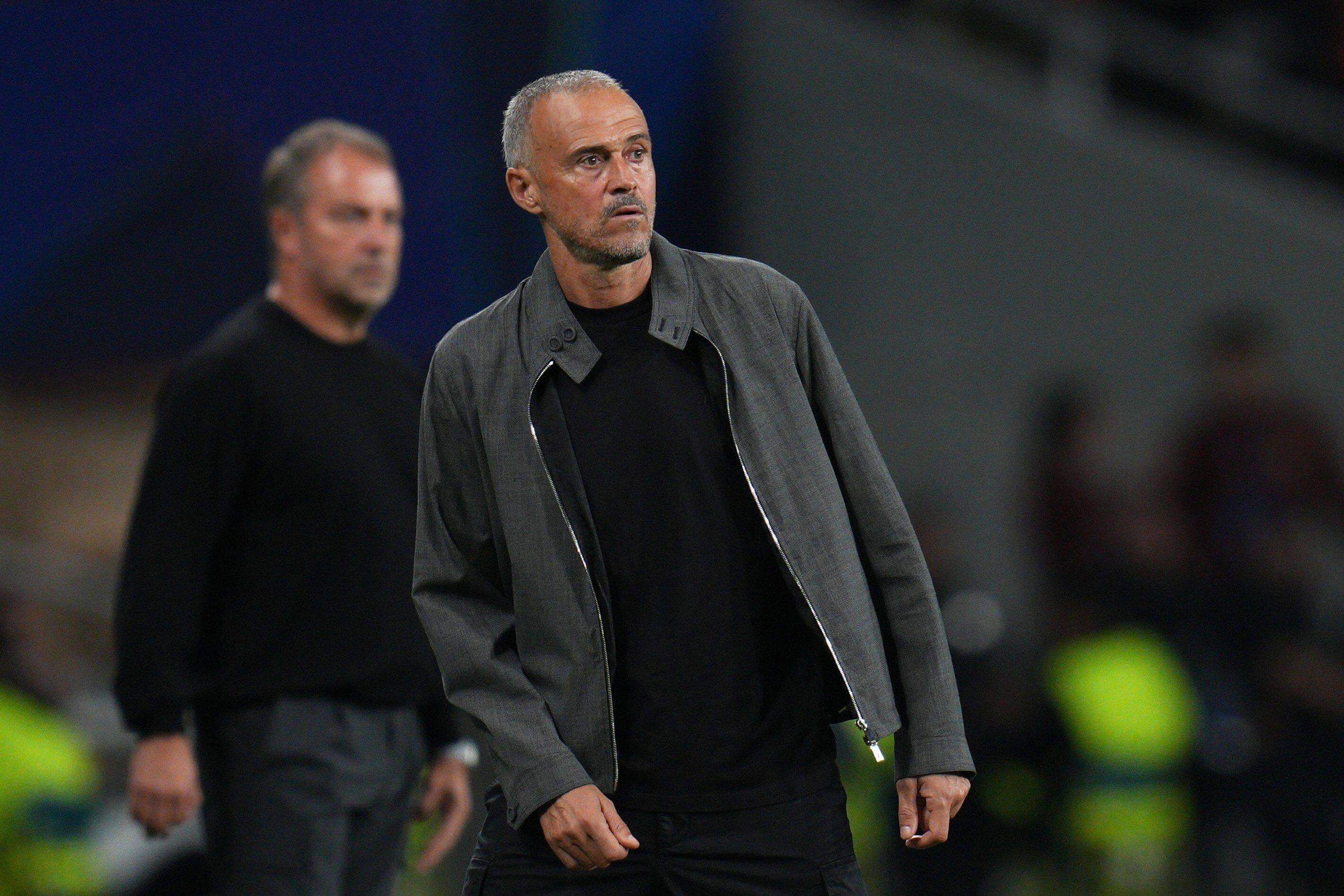  Luis Enrique y Hansi Flick en el Barça - PSG