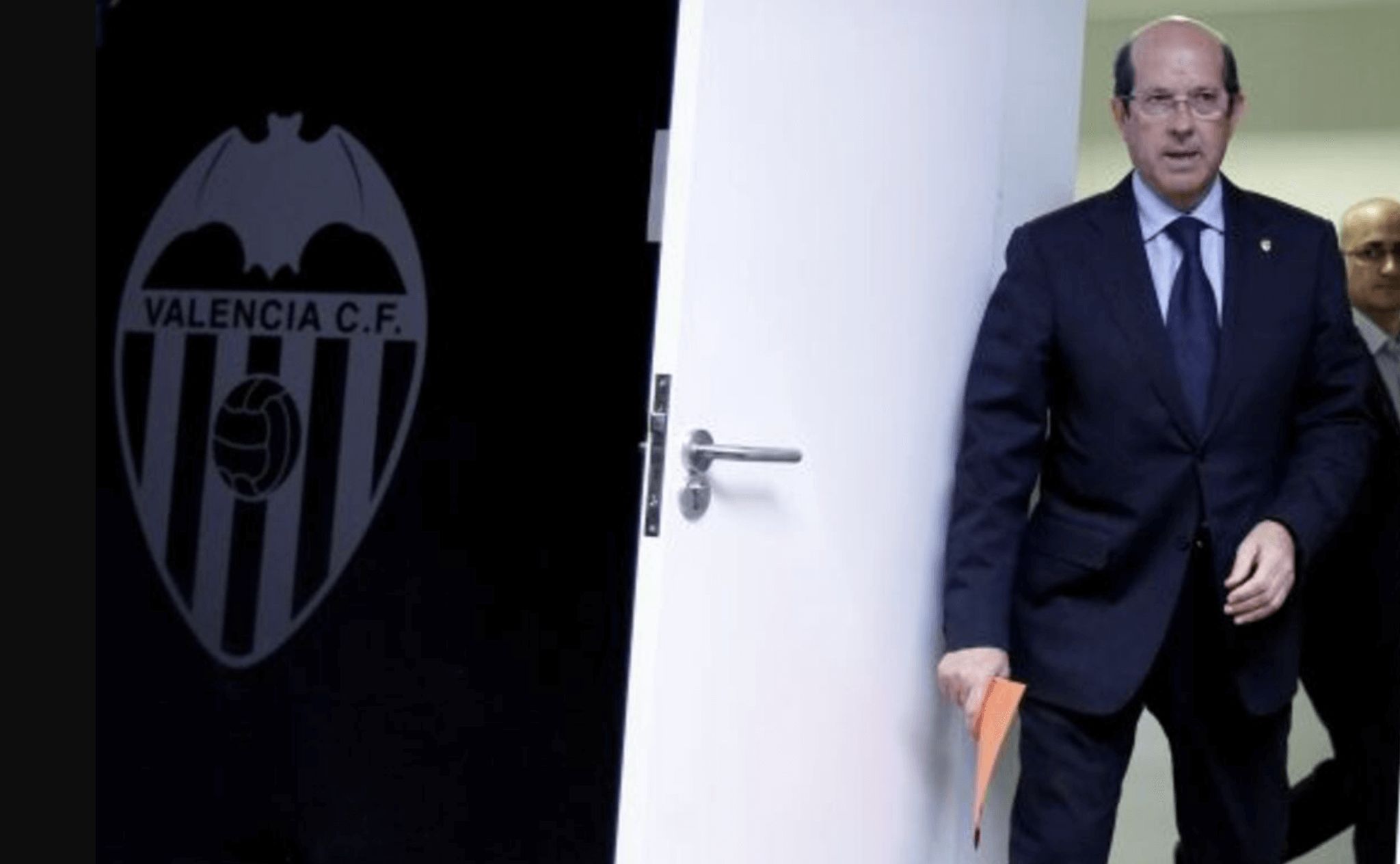 Manuel Llorente en su época en el Valencia CF