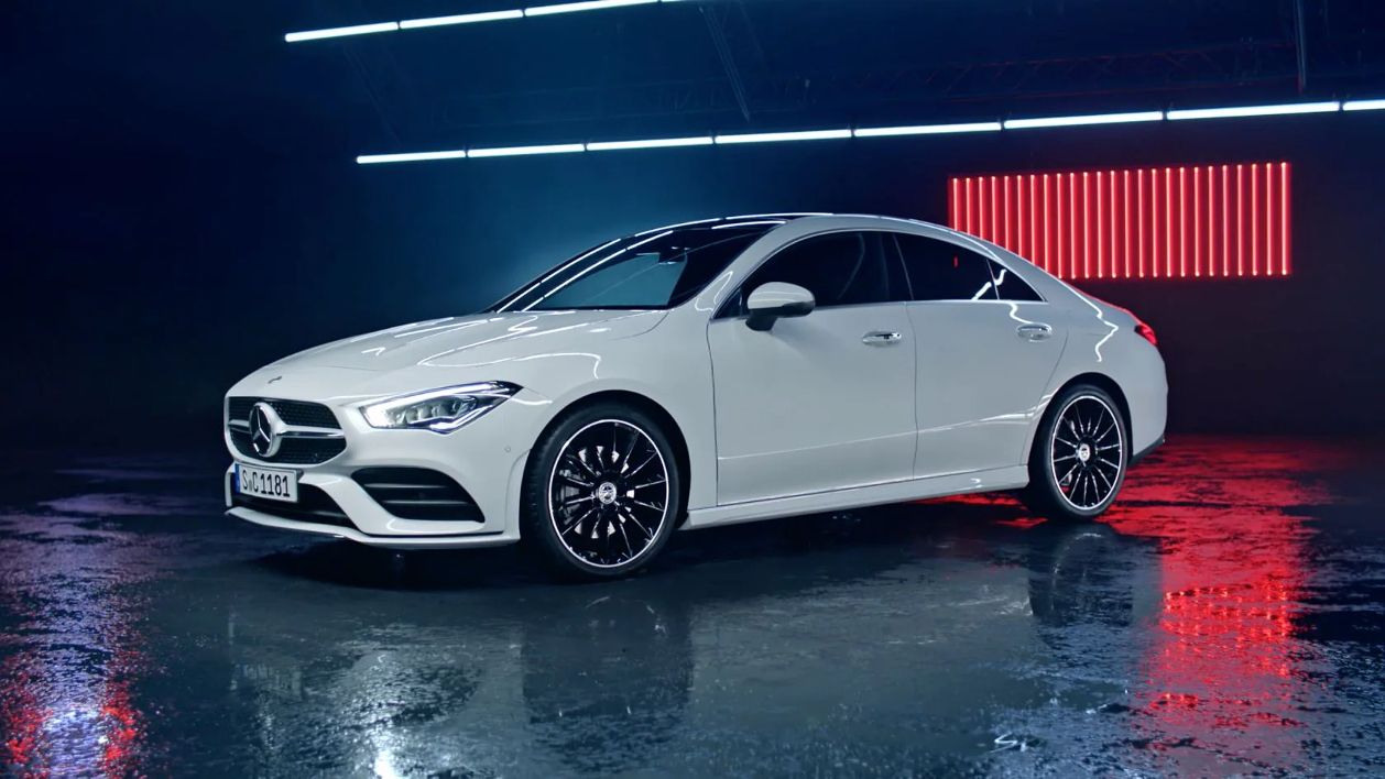  Mercedes CLA