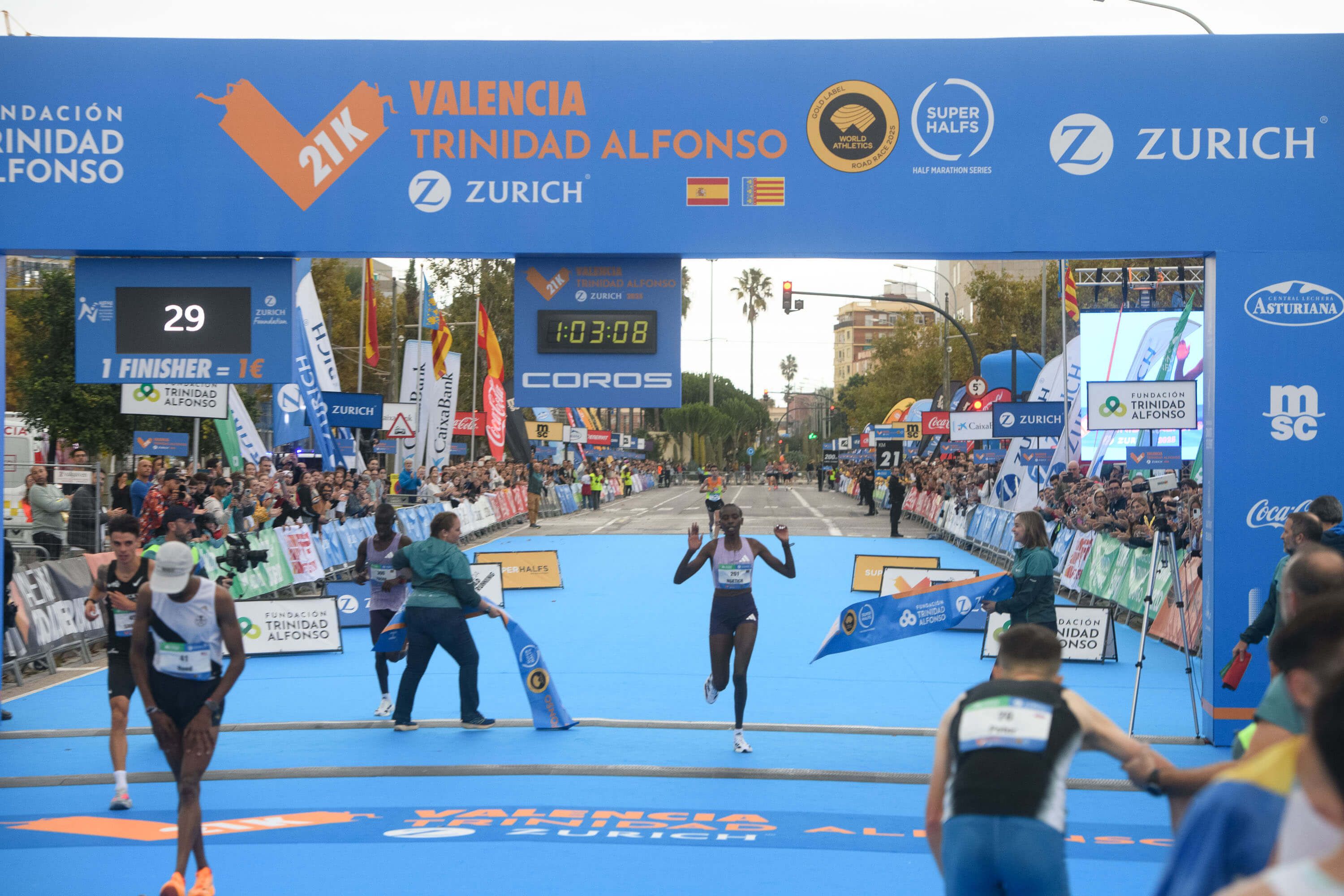 Ngetich gana el Medio Maratón Valencia