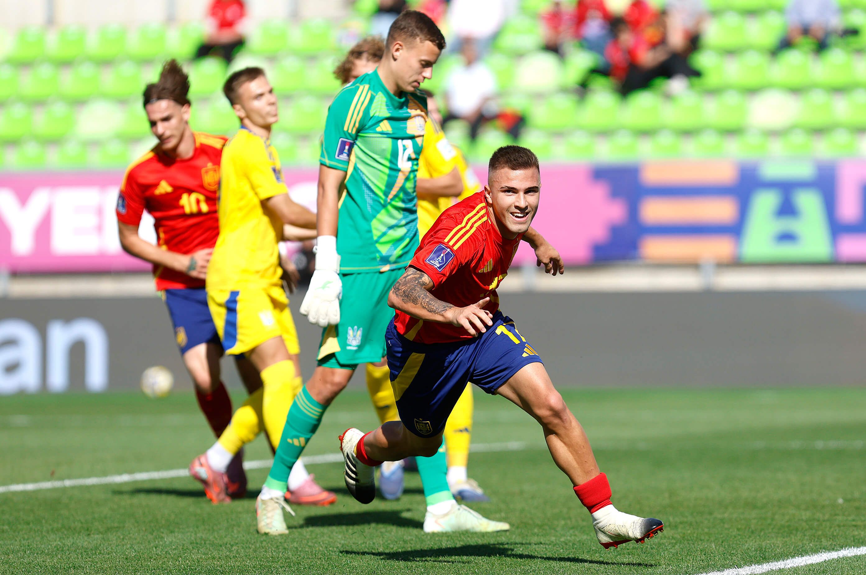Pablo García celebra su gol ante Ucrania.