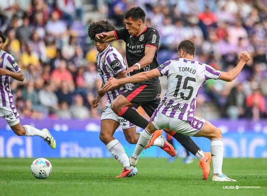  Pablo Tomeo, ante la Cultural.