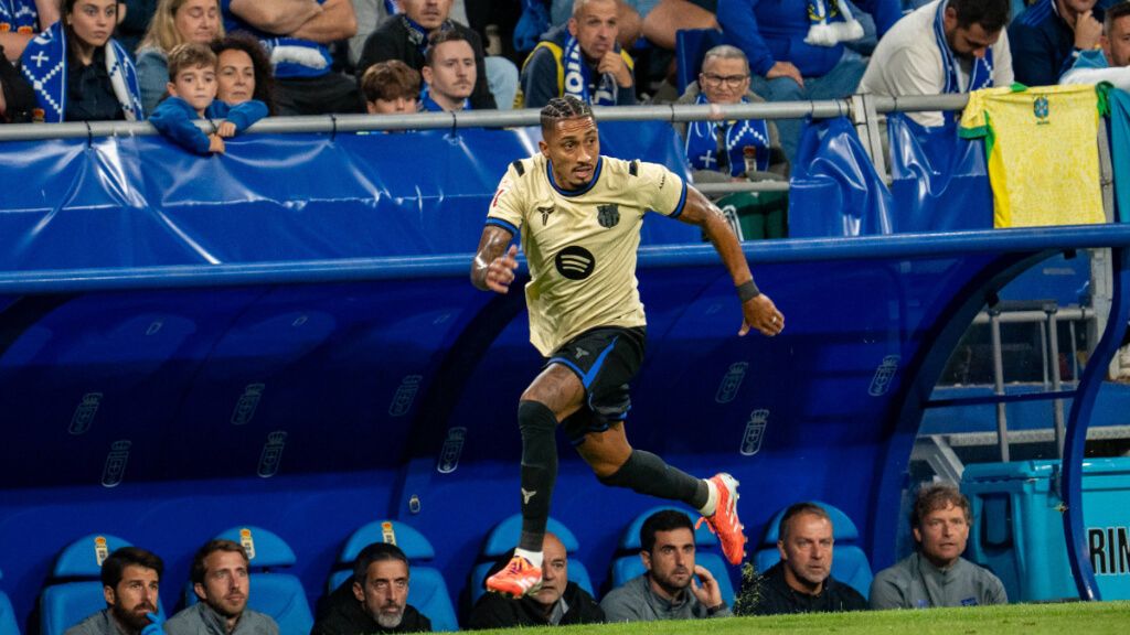  Raphinha durante el partido contra el Real Oviedo (Fuente: Cordon Press)