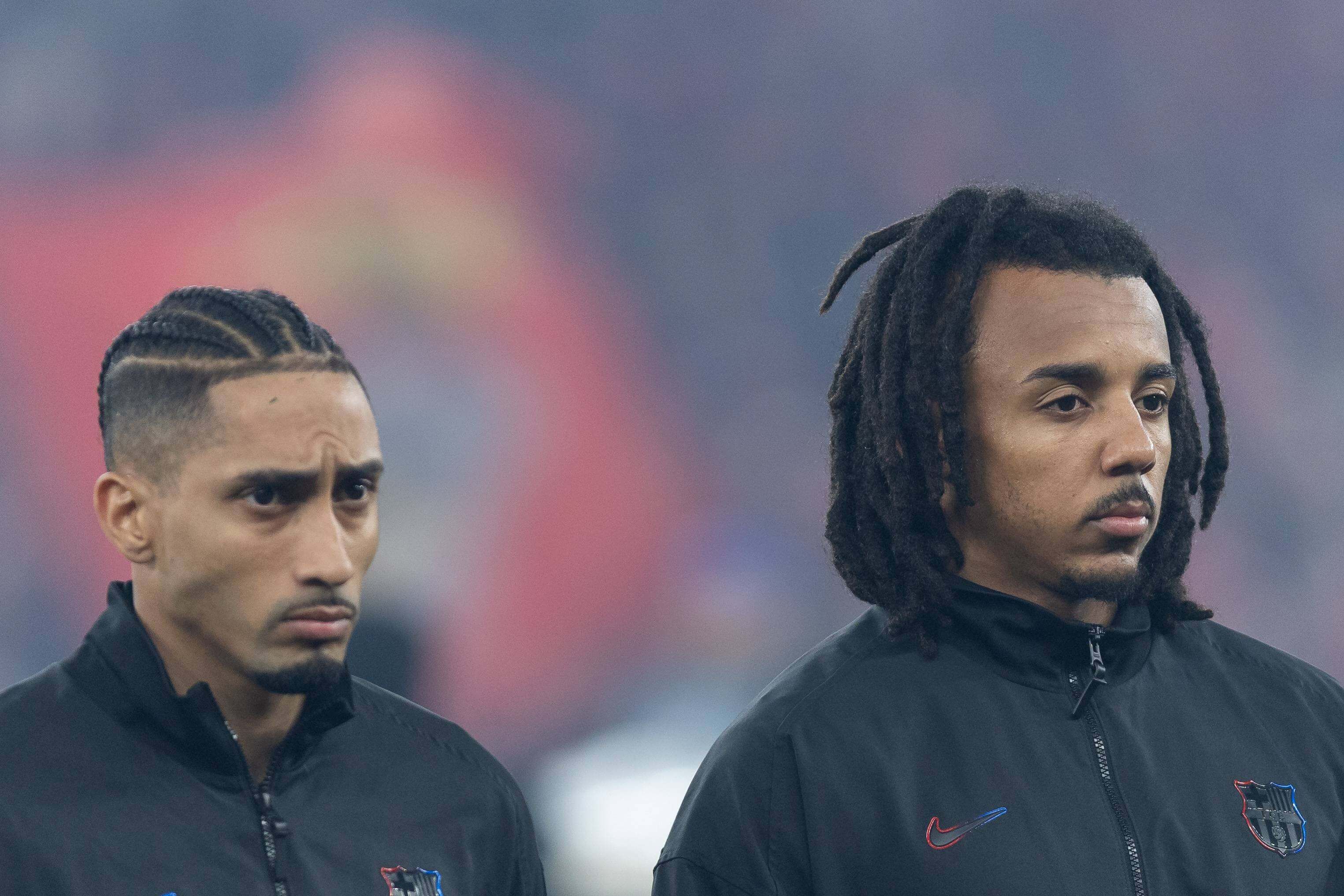 Raphinha y Koundé, en un partido del Barcelona (Foto: Cordon Press).