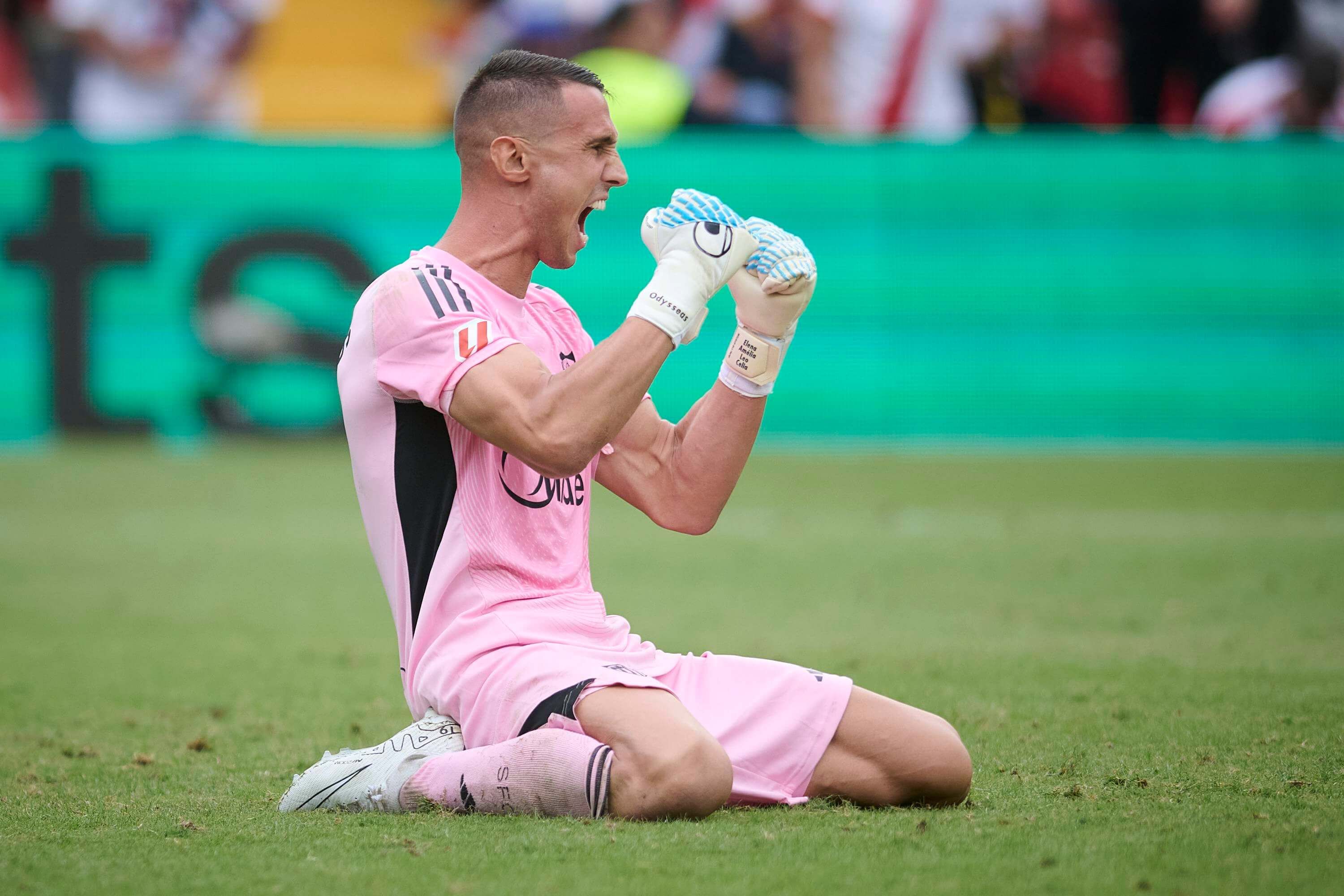 Odysseas Vlachodimos, en el Rayo-Sevilla.