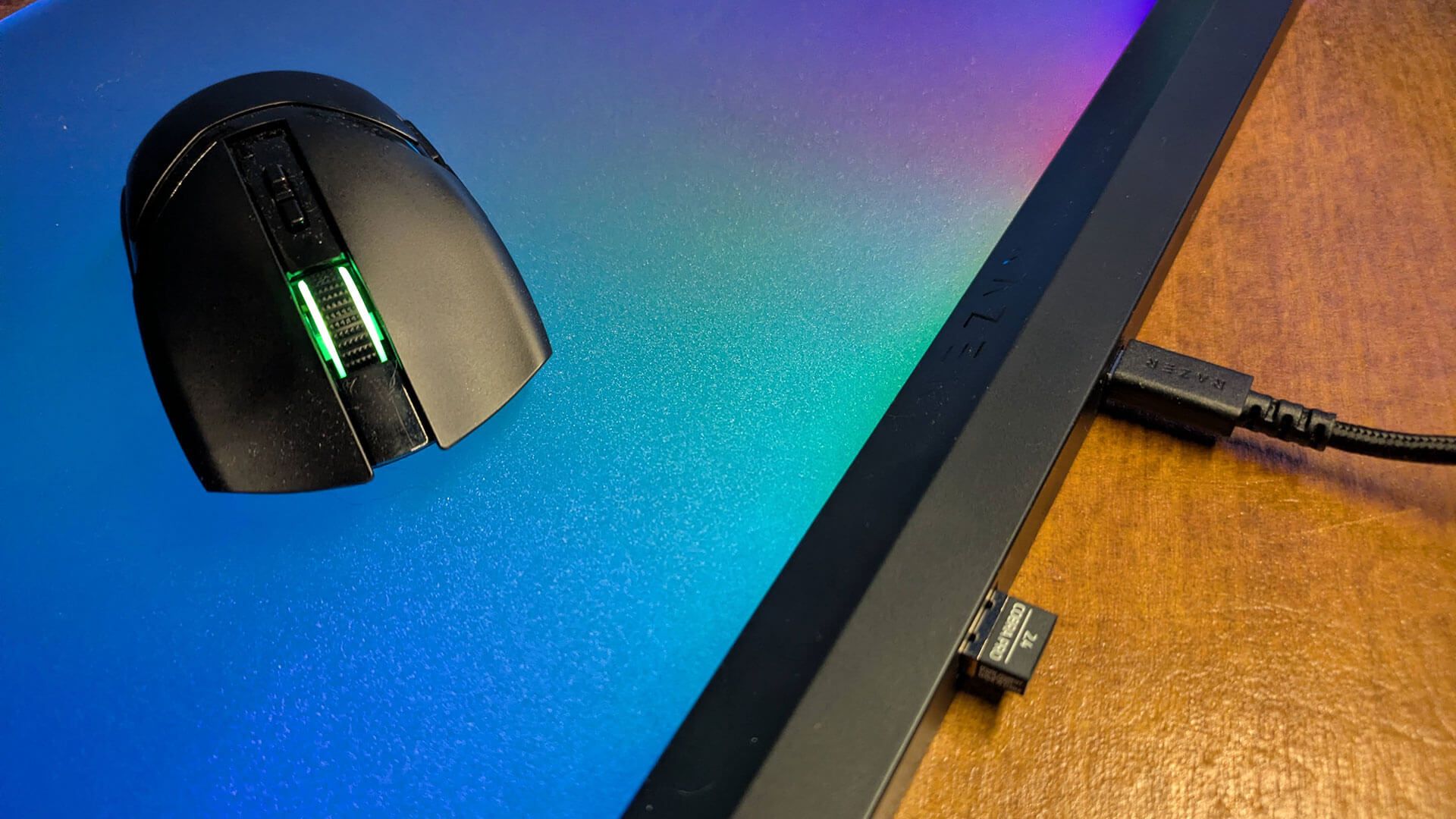  Razer Firefly V2 Pro