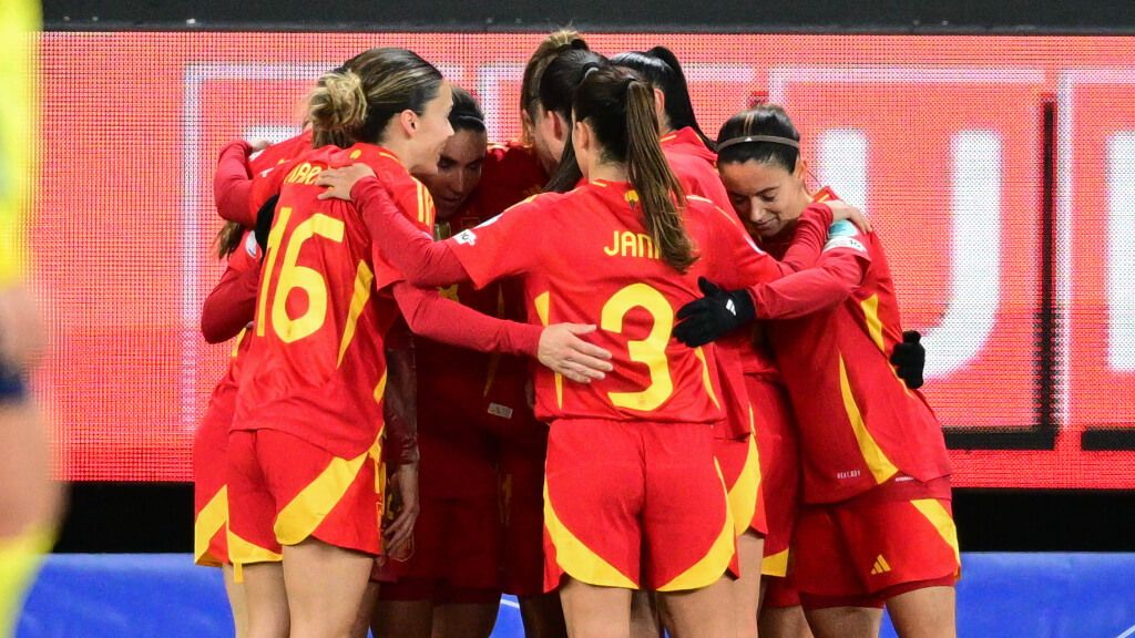 La Selección Española Femenina celebra un gol en la semifinal de la Nations League (EFE)