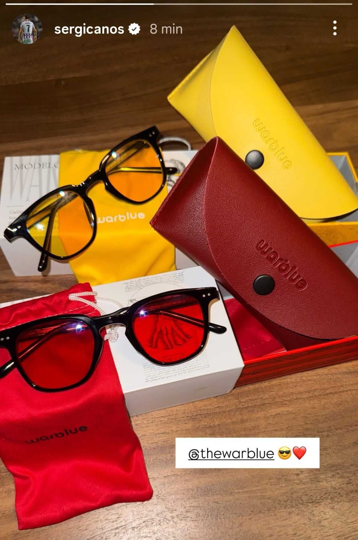  Sergi Canós y sus gafas de lentes rojas y amarillas.