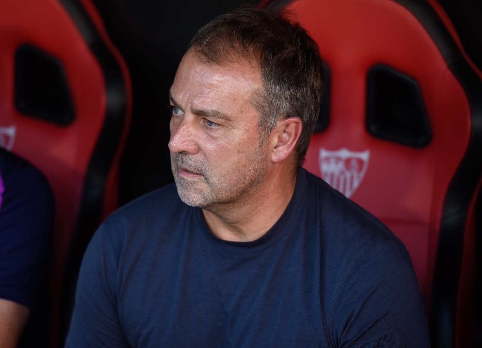  Hansi Flick, en el Sevilla-Barcelona.
