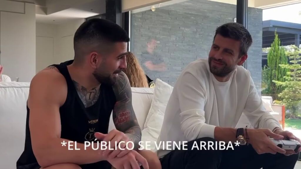  Ilia Topuria y Gerard Piqué jugando al EA Sports FC 26 (Fuente: @iliatopuria)