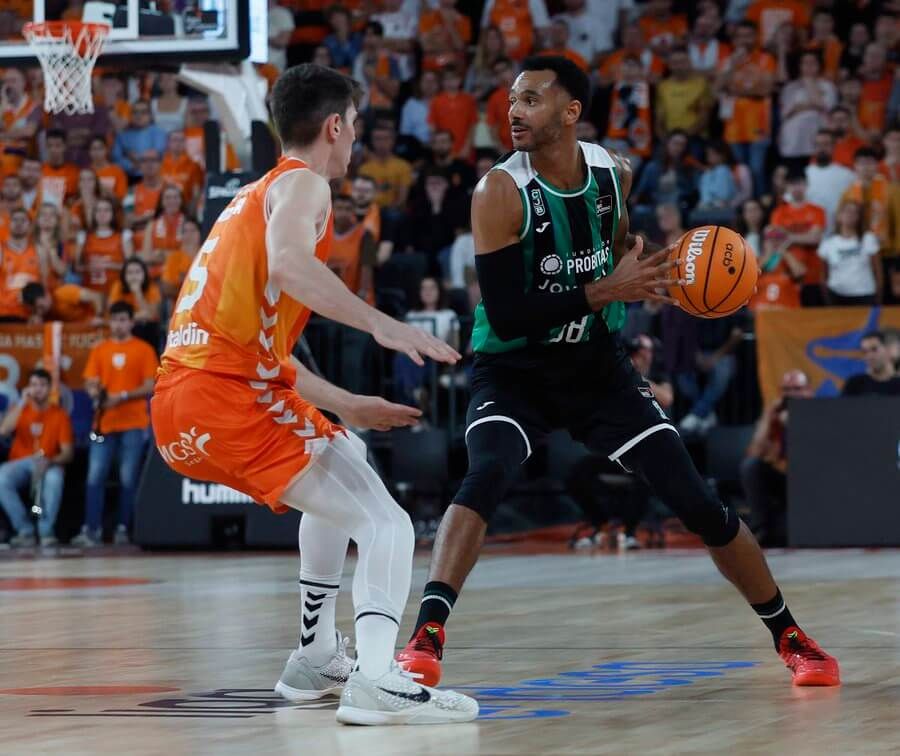 Valencia Basket se lleva el duelo de invictos ante Joventut de Badalona
