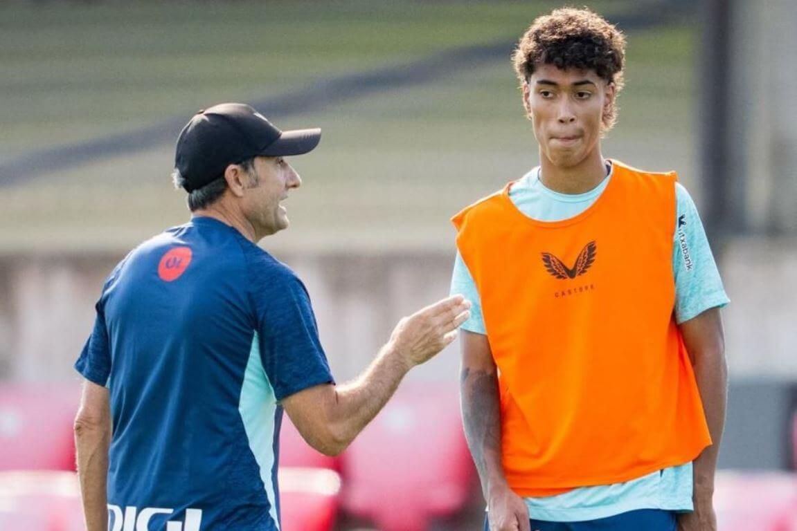  Instrucciones de Ernesto Valverde a Selton en un entrenamiento en Lezama.