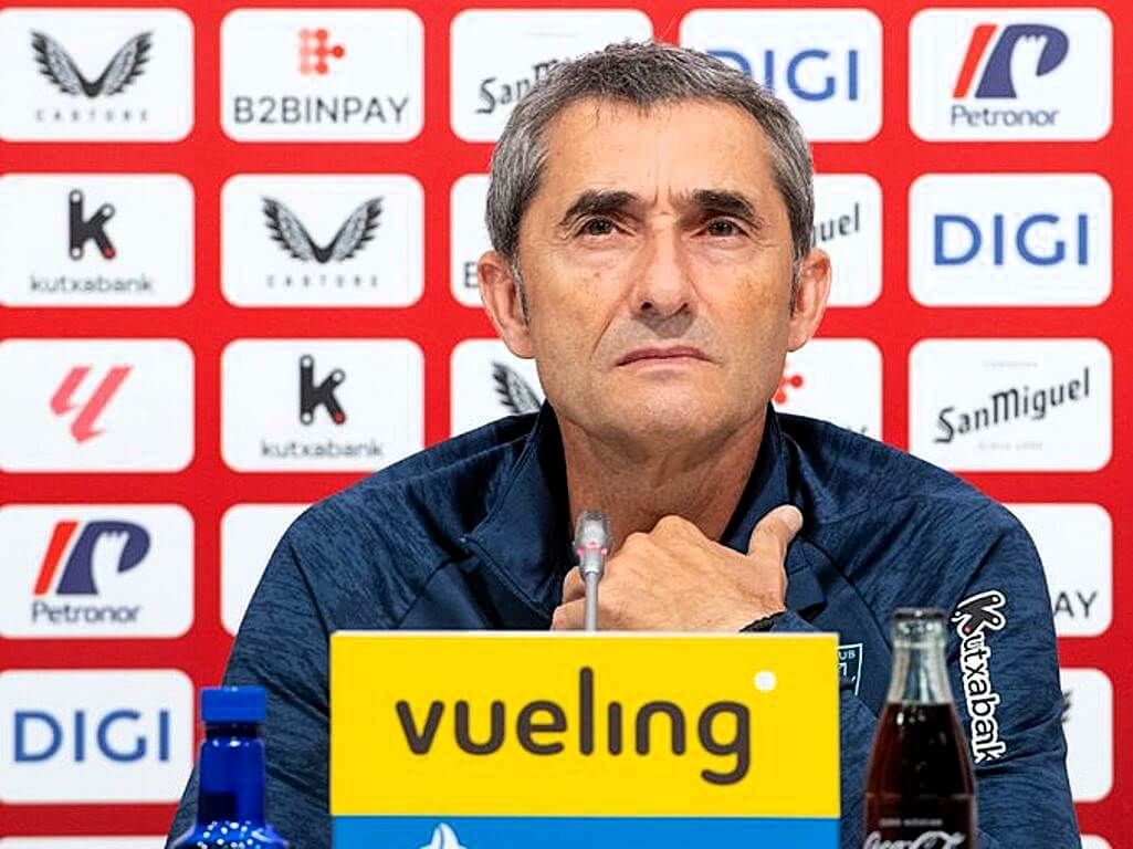 Ernesto Valverde, en rueda de prensa en Lezama.
