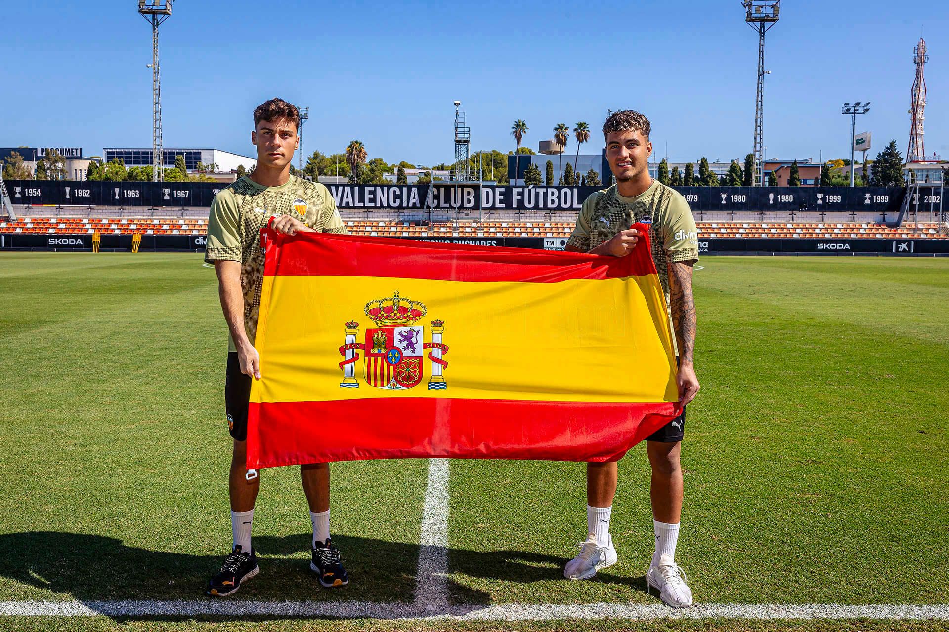  Vicent Abril y Raúl Jiménez