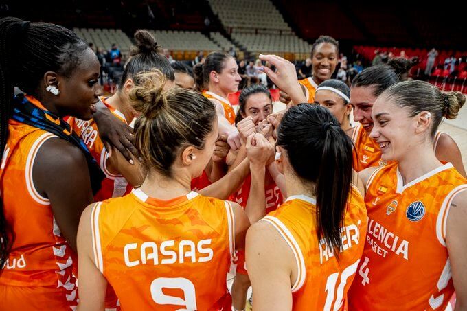 Victoria en la pista de Olympiacos SPF para estrenar la EuroLeague Women (74-97)