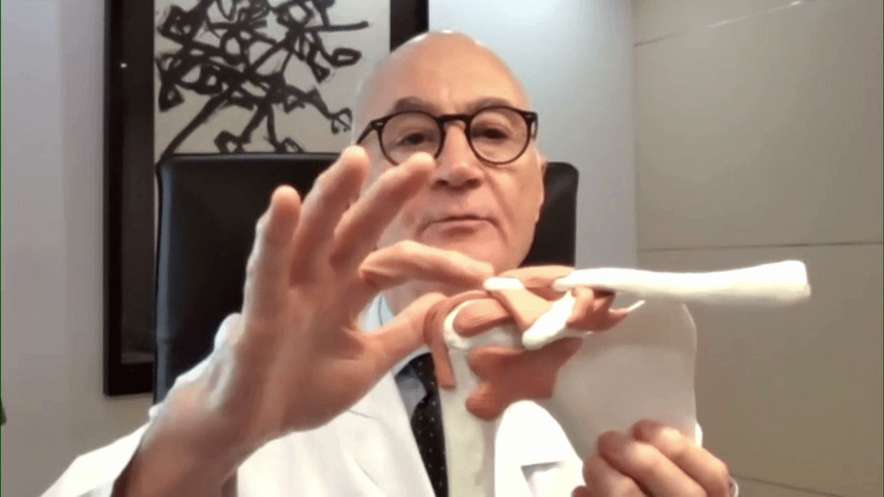 El Dr. Ripoll habla de la lesión de Márquez (ElDesmarque)