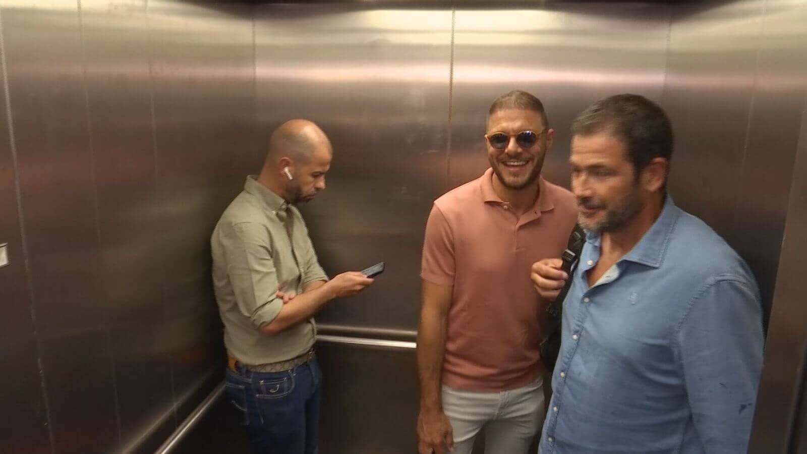  Joaquín Sánchez, junto a Manu Fajardo y Ramón Alarcón, en un viaje a Barcelona.