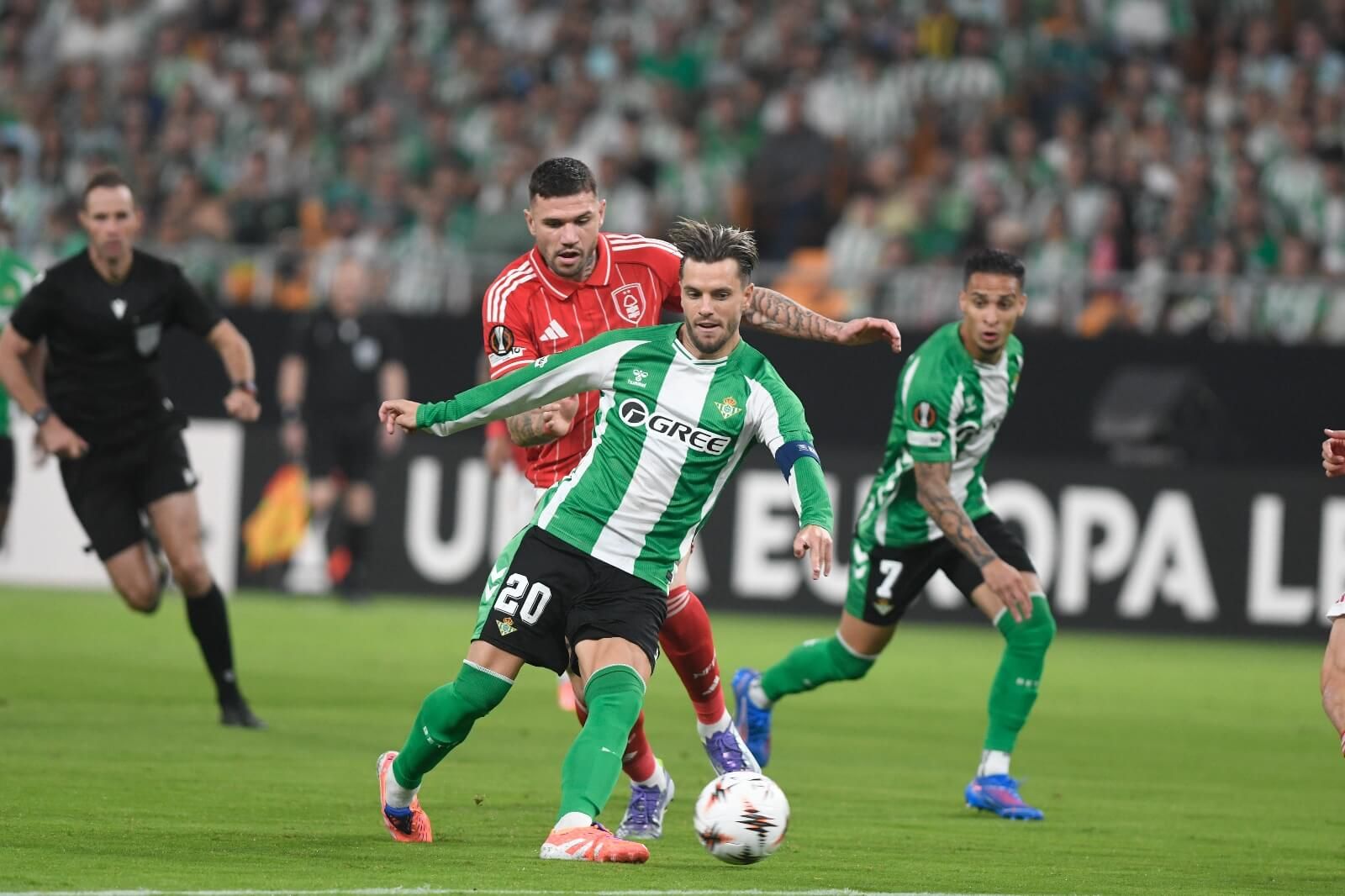  Lo Celso, ante el Nottingham