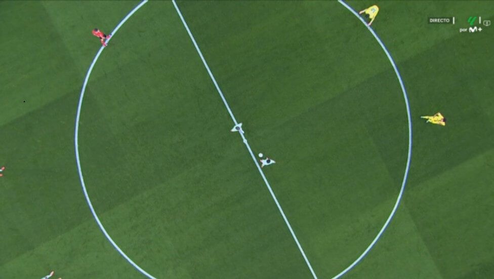  La protesta del Real Betis tras el pitido inicial en La Cerámica.