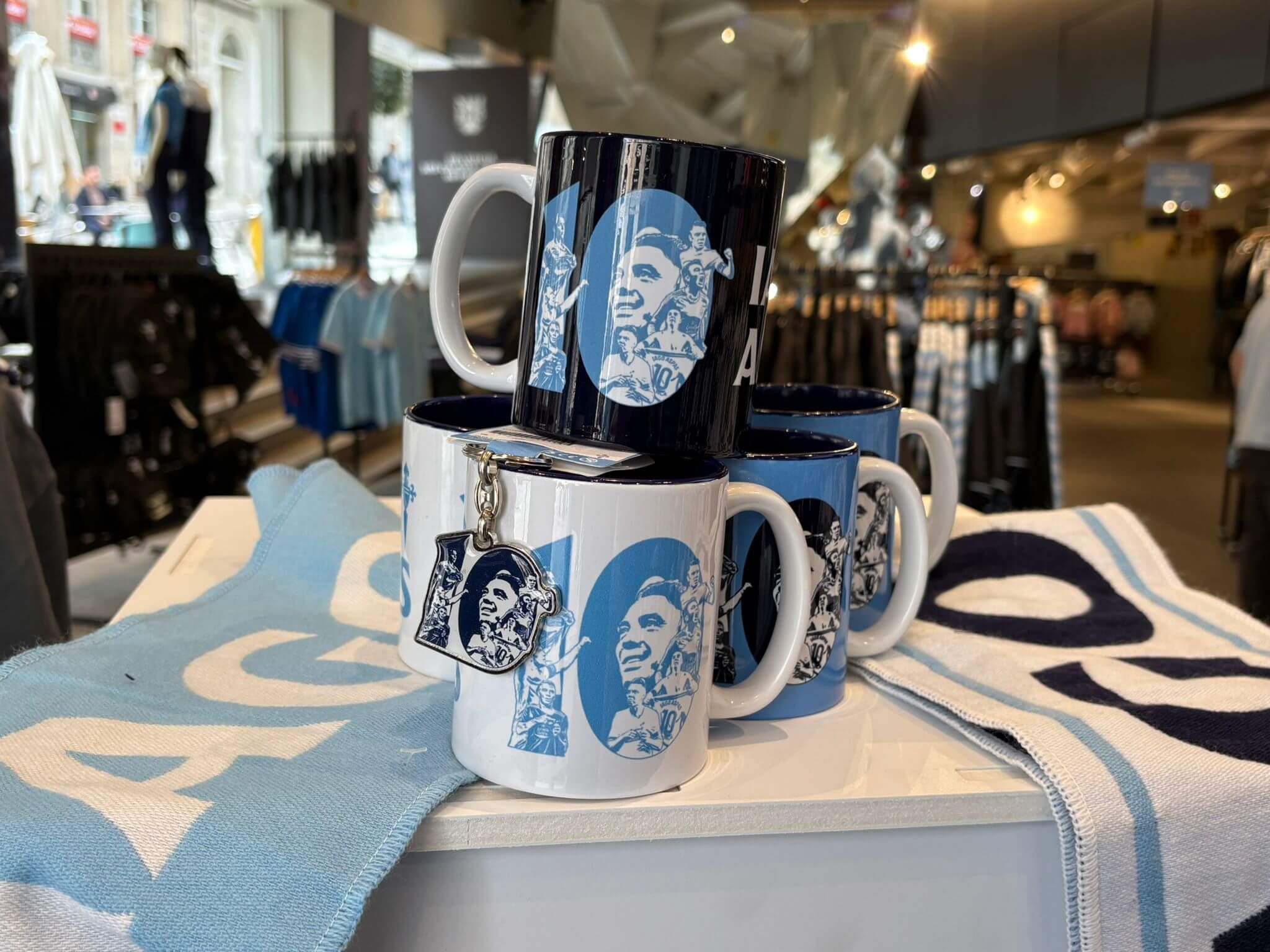  Tazas en homenaje a Iago Aspas.