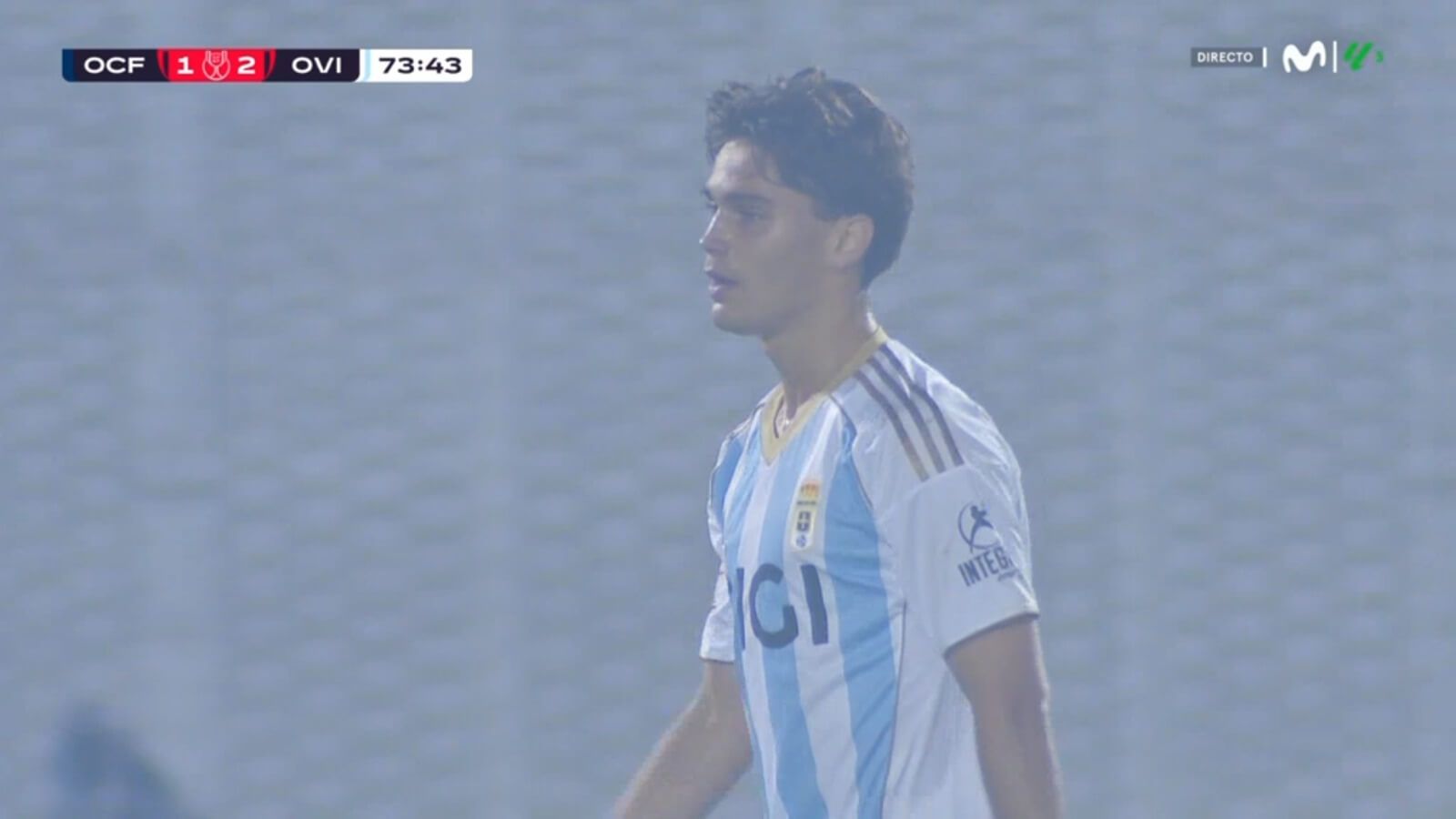  Pablo Agudín en O Couto tras su envío al larguero.