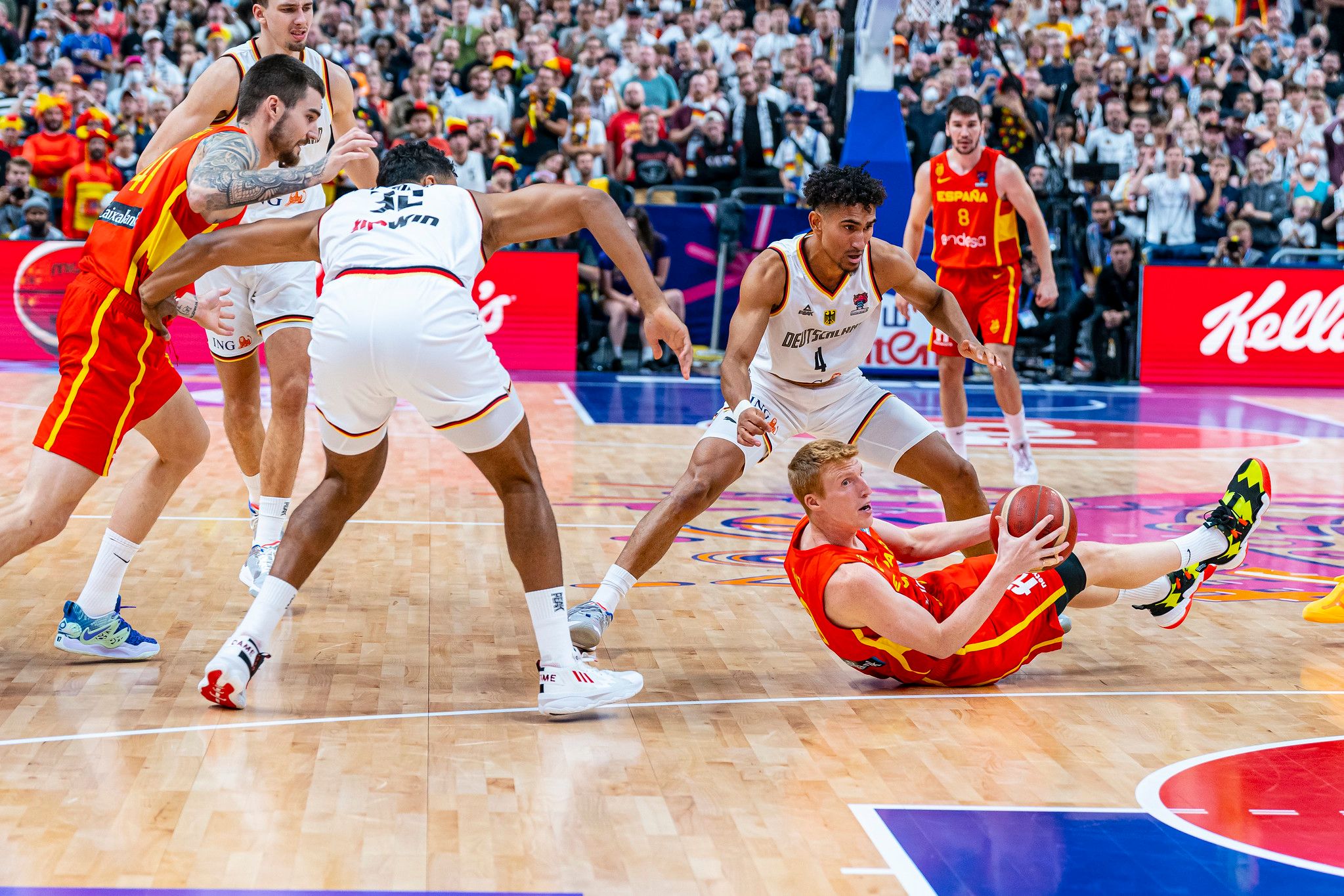 La defensa de Alberto Díaz resultó clave para estar en la final.