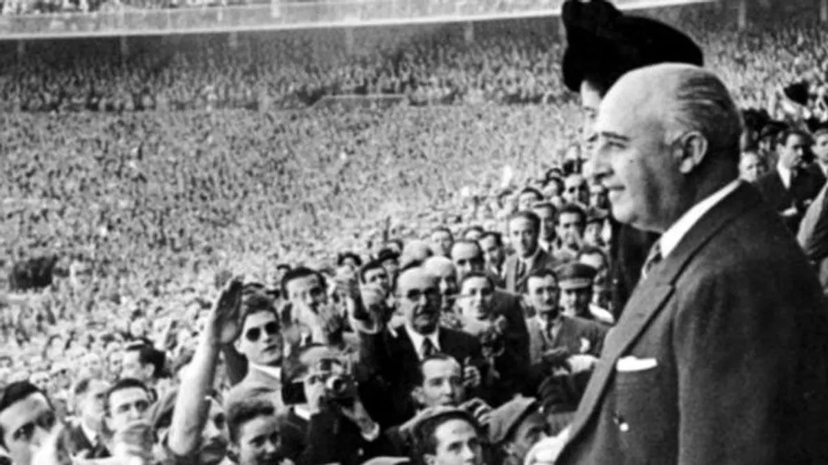  Franco, en el palco del Bernabéu
