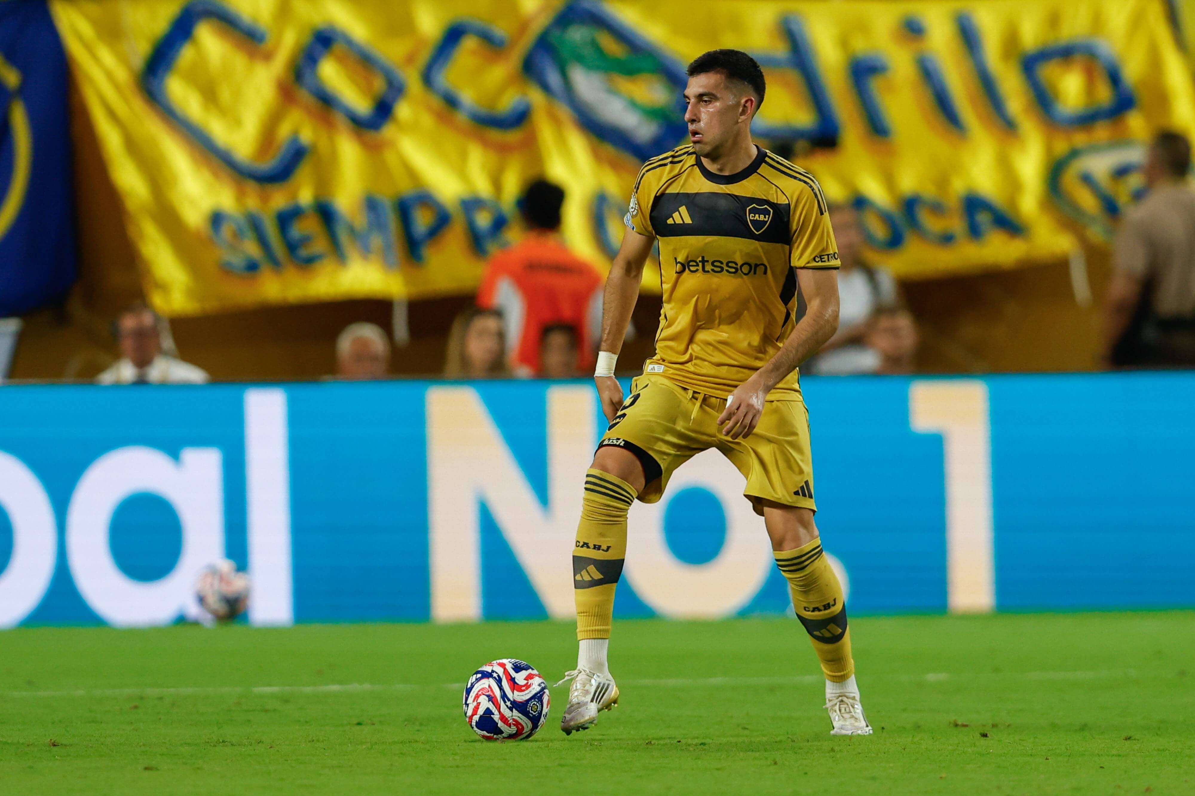 Milton Delgado, jugando con Boca Juniors.