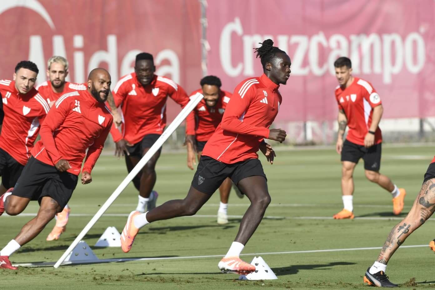  Batista Mendy, en el entrenamiento de este martes.