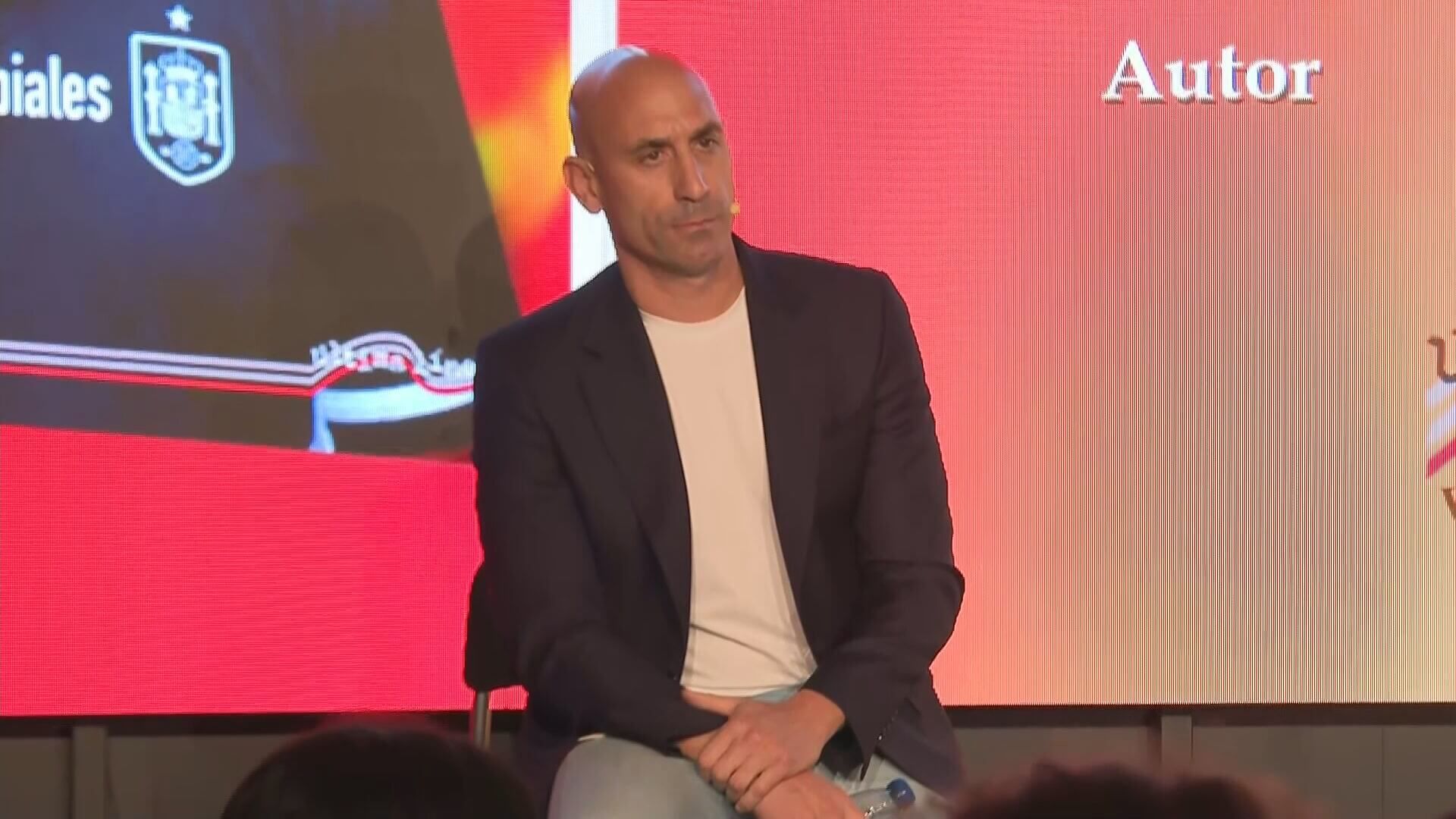 Luis Rubiales en la presentación de su libro