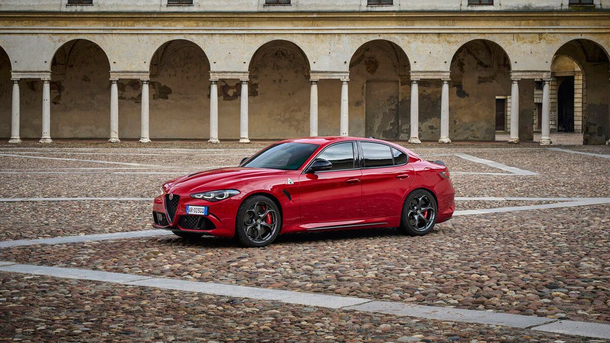  Alfa Romeo Giulia Quadrifoglio