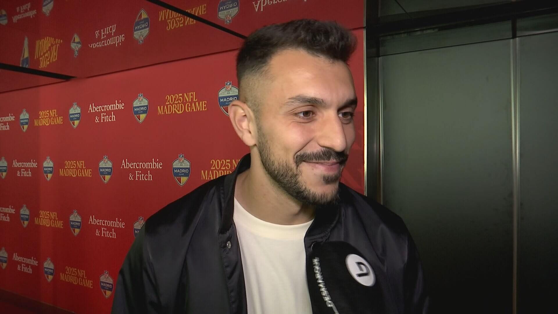  Aitor Paredes, en la previa del Dolphins-Commanders para ElDesmarque.