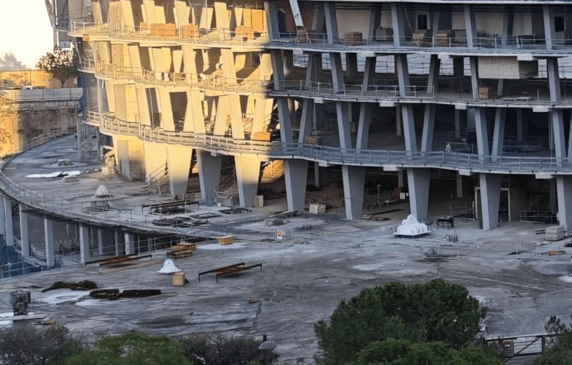 Anclajes en el Nou Mestalla