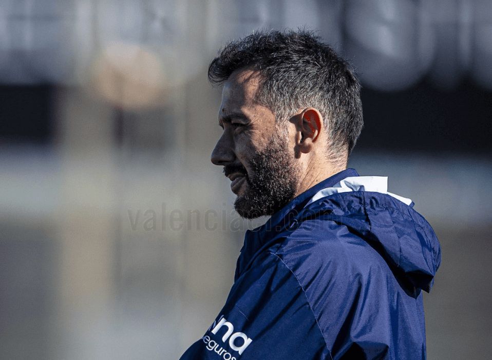 Carlos Corberán en Paterna